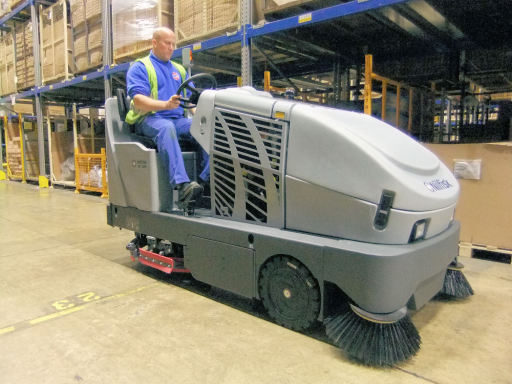 Large sweeper scrubber cleaning machines