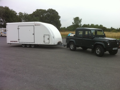Bringatrailers Landrover and Trailer