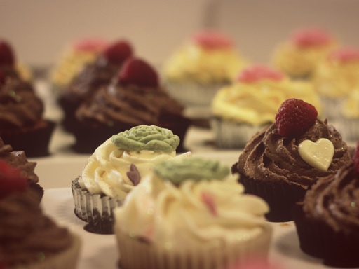 Frosted Ktichen Wedding Cupcakes