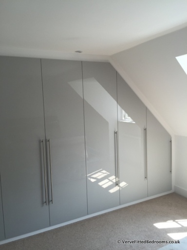 Built In Bedroom Furniture