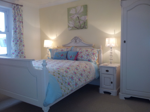 Daisy's Bathroom at Cranleigh B&B