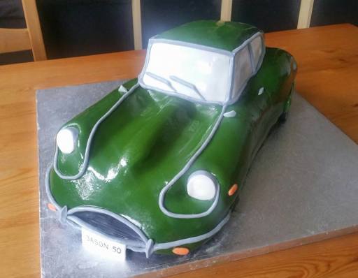 Jaguar t type cake