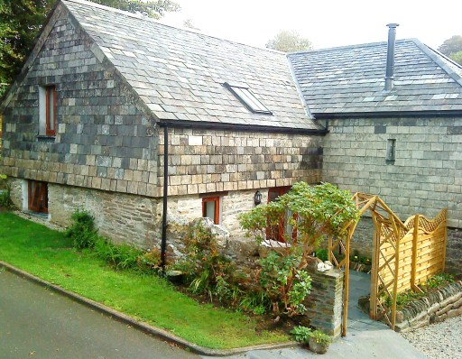 Millers cottage - cornish cottage twixt moor and coast