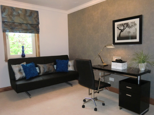 Bedroom - office