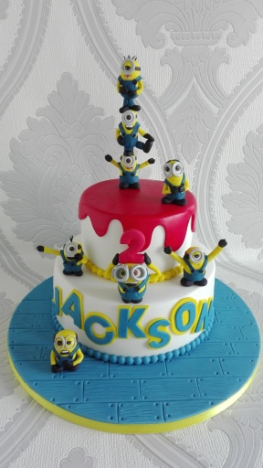 Minion cake
