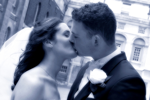 Kissing Bride & Groom, wedding photography in London