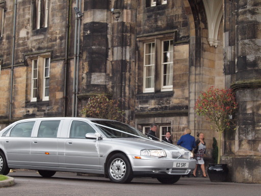 Silver 7 Seat Wedding Limousine