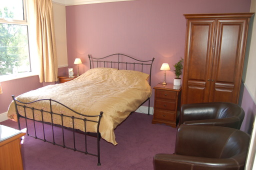 Bedroom 2 - king-size double en-suite