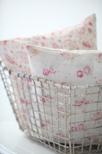 Vintage Eiderdown Fabric Sweetpea and Roses by Peony and Sage