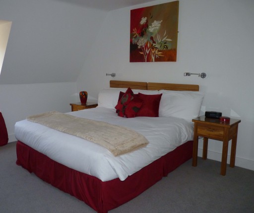Dandelion Superking room, deluxe ensuite