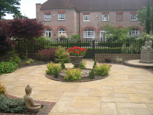 Stylish Garden Design Horsham