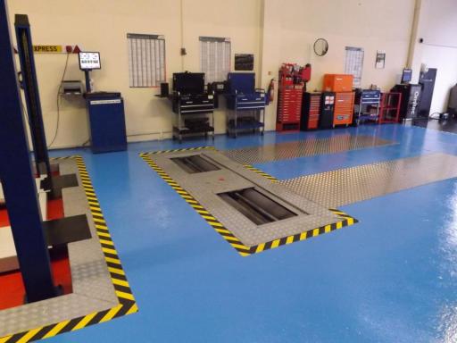 MOT bay at Xpress Garage Falmouth