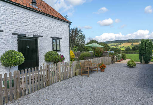 Hayloft Holiday Cottage and fields