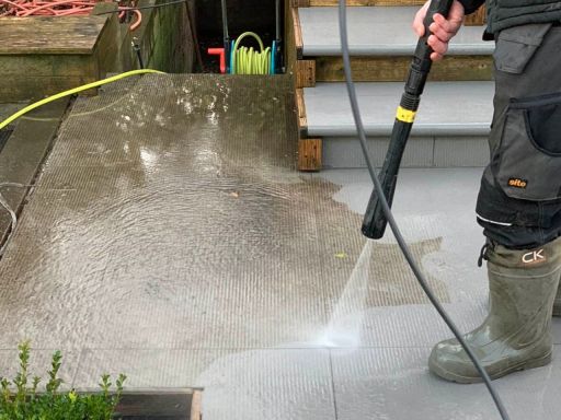 Pressure Washing 