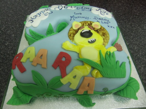 Raa Raa the lion cake