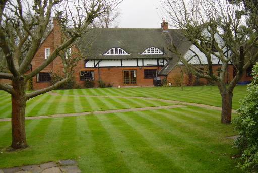 Cobham Gardener