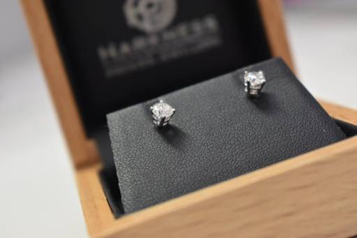Diamond Rings Glasgow