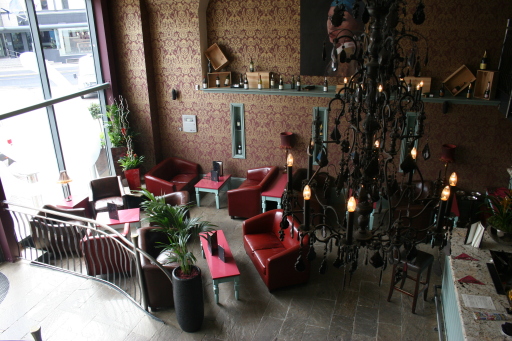 Ground Floor @ Lazy Lounge