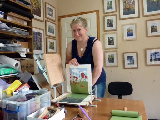 Alexandra Buckle lino printing at her home studio