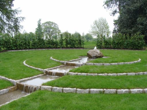 Garden feature