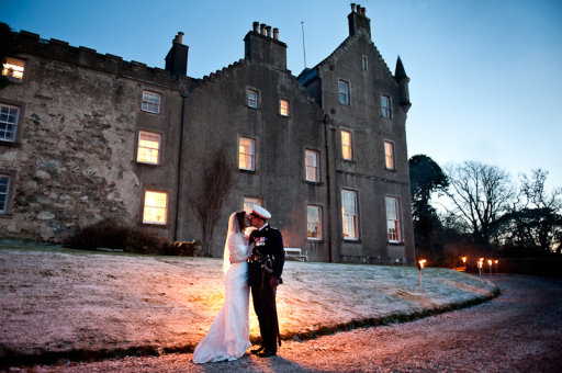 romantic Scottish wedding in Lunga House