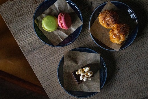 trio or mini puddings