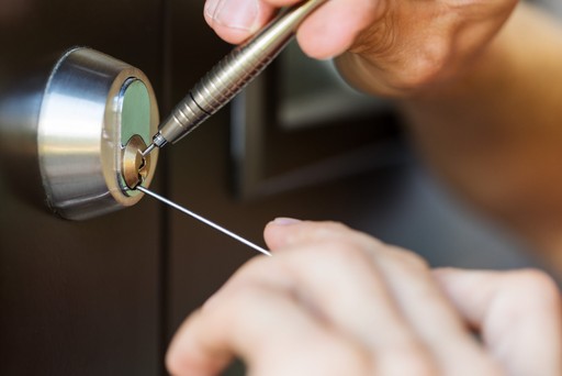 Locksmith specialist  Manchester