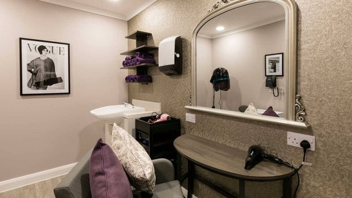 Salon