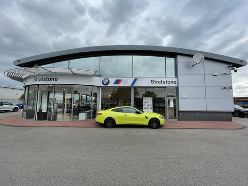 Front of the BMW Hull dealership