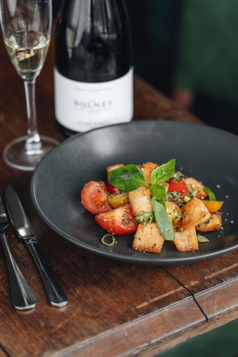 Tomato Panzanella salad