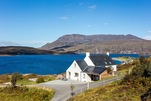 Cnoc Cailean, Ardmair Bay