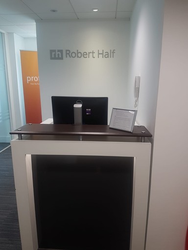Reception of Robert Half Cardiff office