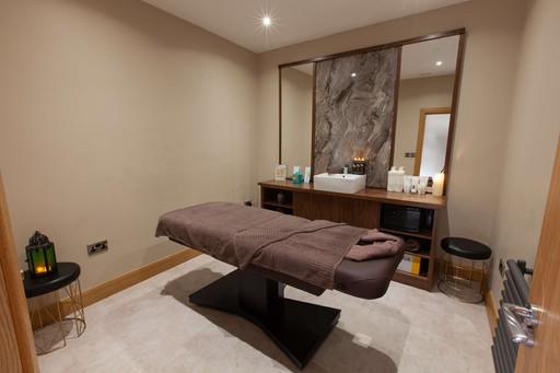 Beauty Room
