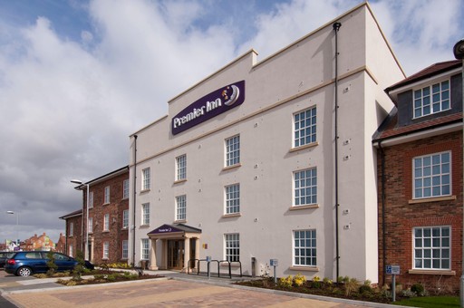 Premier Inn Bedford South (A421) hotel exterior
