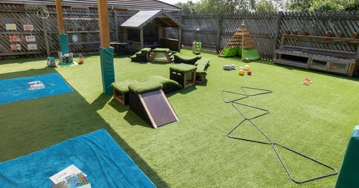 Busy Bees at Chippenham Bath Road - The best start in life