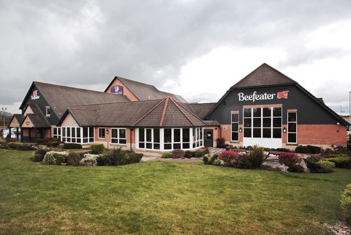Morton Park Beefeater Restaurant