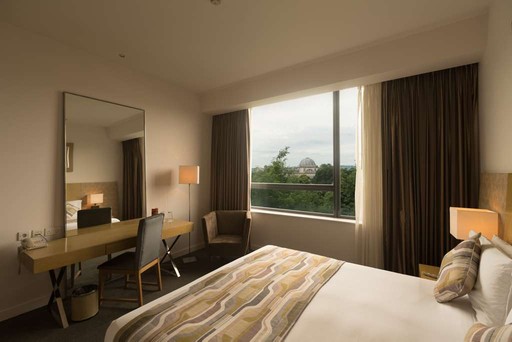 Superior room – City Hall view