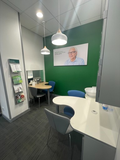 Specsavers Glasgow Trongate interior