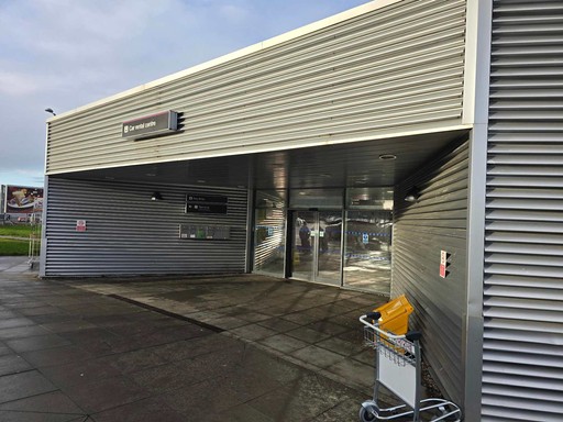 SIXT Car Hire Edinburgh Airport