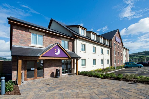 Premier Inn Abergavenny hotel