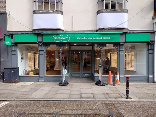 Specsavers Opticians and Audiologists - St Ives