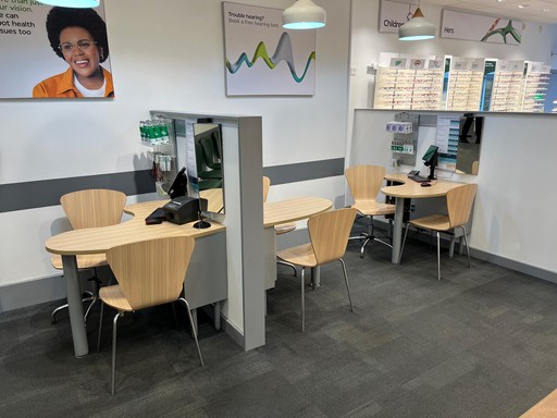 Specsavers Opticians and Audiologists - Stirling