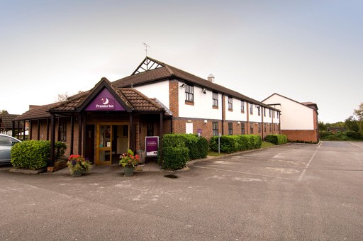 Premier Inn Wirral (Heswall) hotel