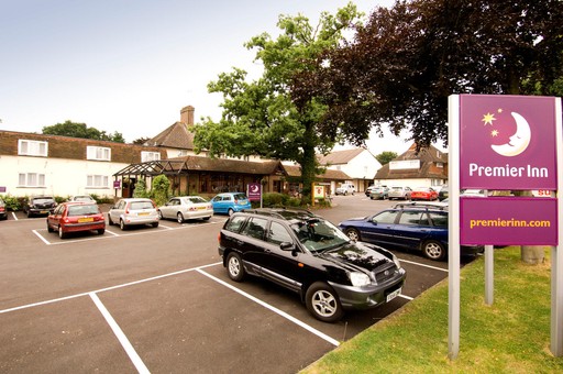 Premier Inn Gatwick Crawley Town (Goff's Park) hotel exterior