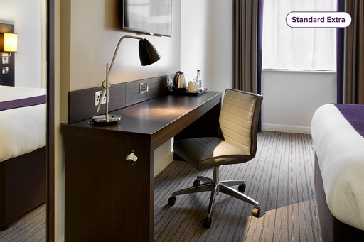 Standard Extra Bedroom with desk