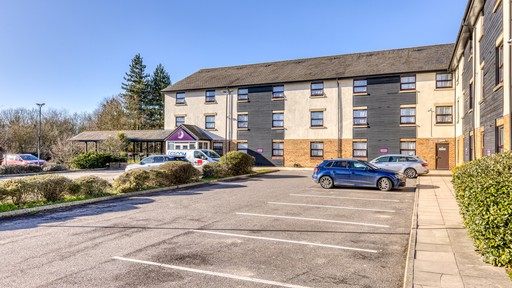 Premier Inn Chelmsford (Boreham) exterior