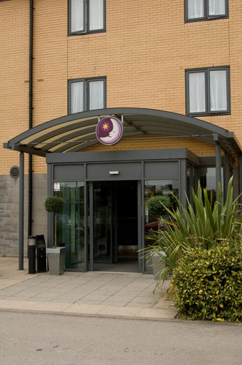 Premier Inn Sheffield Meadowhall hotel exterior