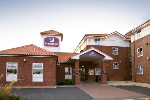 Premier Inn Chelmsford (Springfield) hotel exterior