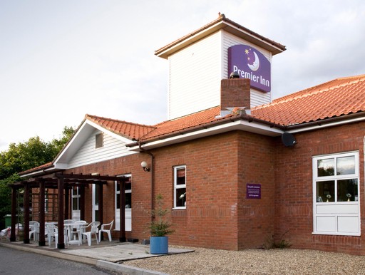 Premier Inn Chelmsford (Springfield) hotel exterior