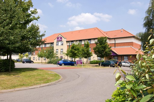 Premier Inn Oxford Cowley exterior